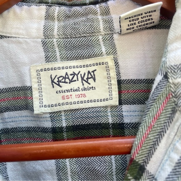 KRAZY KAT Women’s Gray Red Plaid Button Down Shirt 100% Cotton Size Medium - Picture 2 of 8